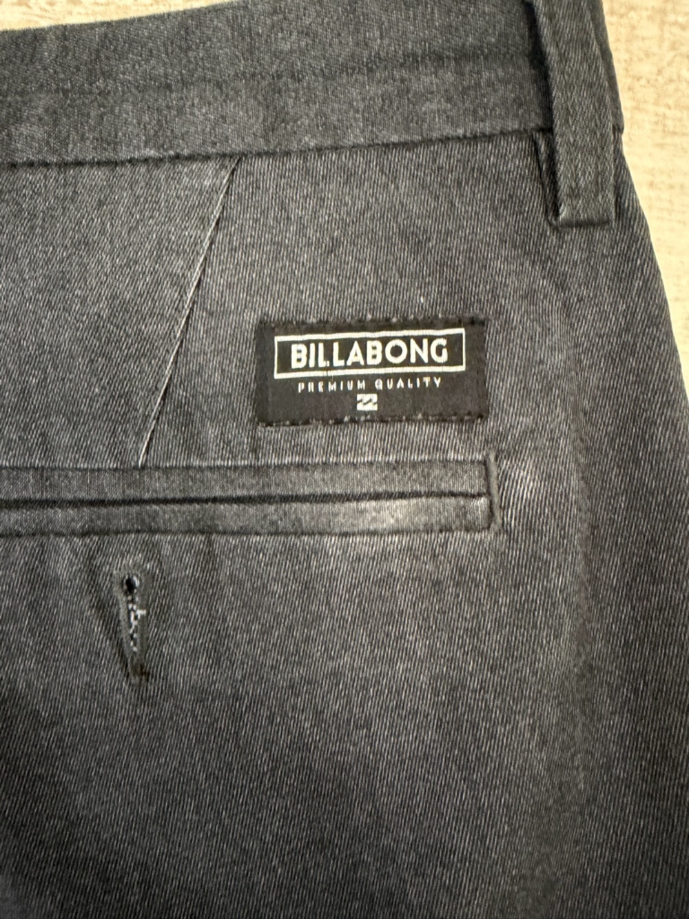Billabong Men’s Charcoal Classic Chino Shorts - Picture 4 of 4